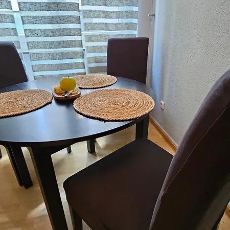 - Cozy Bedroom & Kitchen In The Heart Of The And Hauptbahnhof