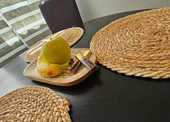 - Cozy Bedroom & Kitchen In The Heart Of The And Hauptbahnhof Apartmán Wuppertal